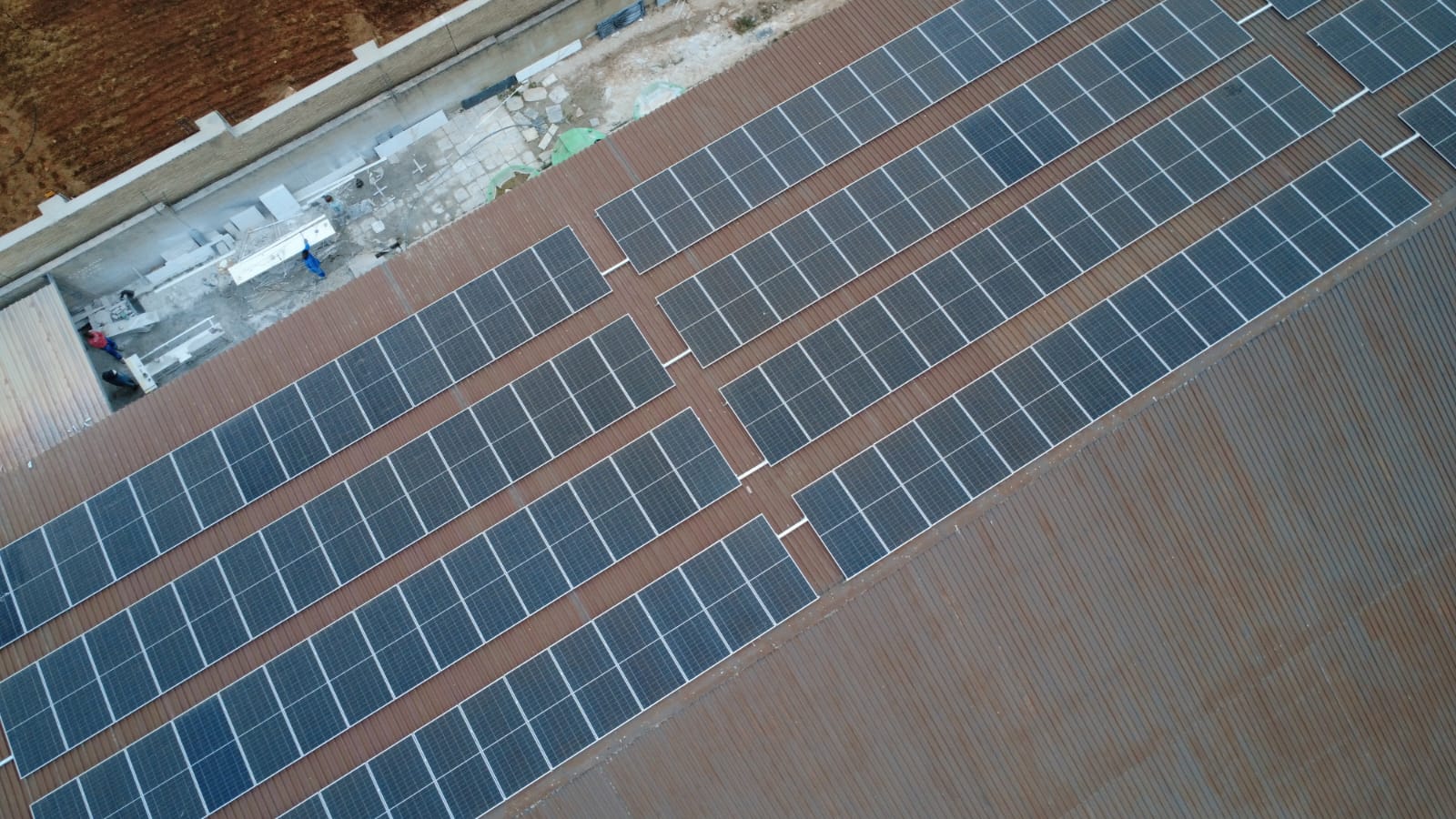 Commercial rooftop panel array close-up