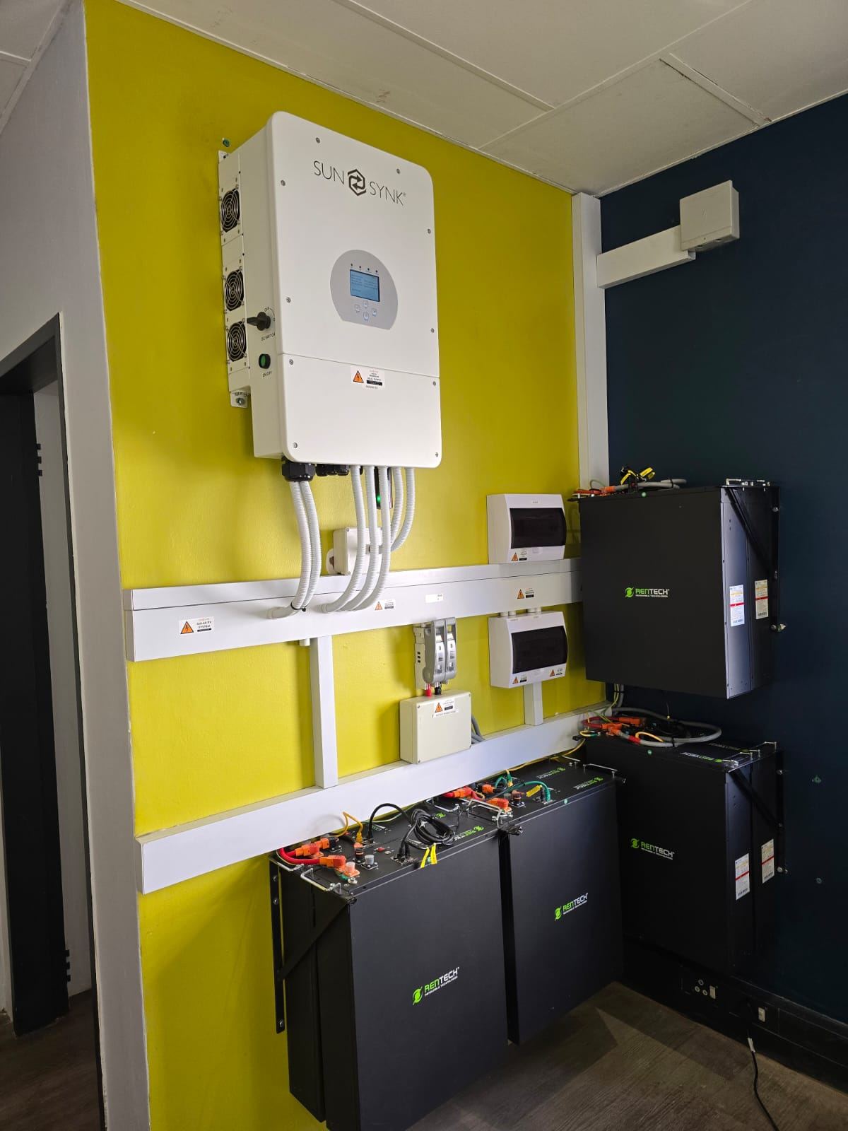 Lithium battery bank install